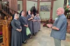 cf727006-624c-49a2-9007-34d4d04366be