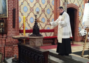 POŚWIĘCENIE RÓŻAŃCÓW