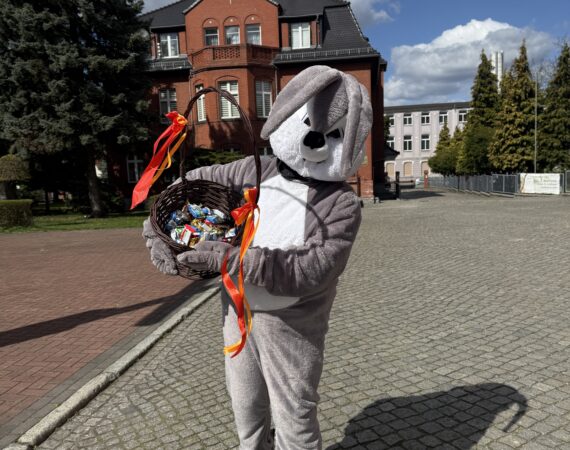 ZAJĄCZEK WIELKANOCNY